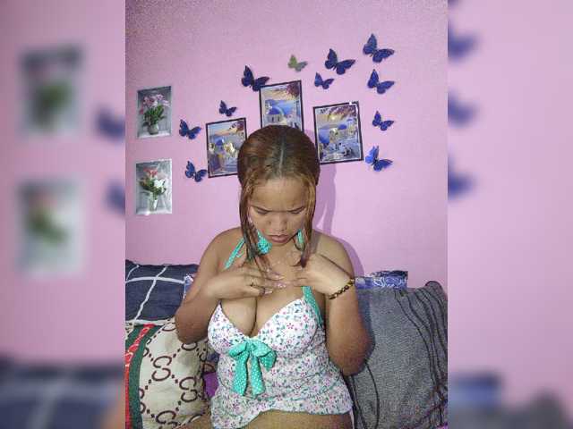 Vaninah live cam on BongaCams