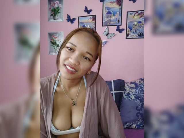 Vaninah live cam on BongaCams
