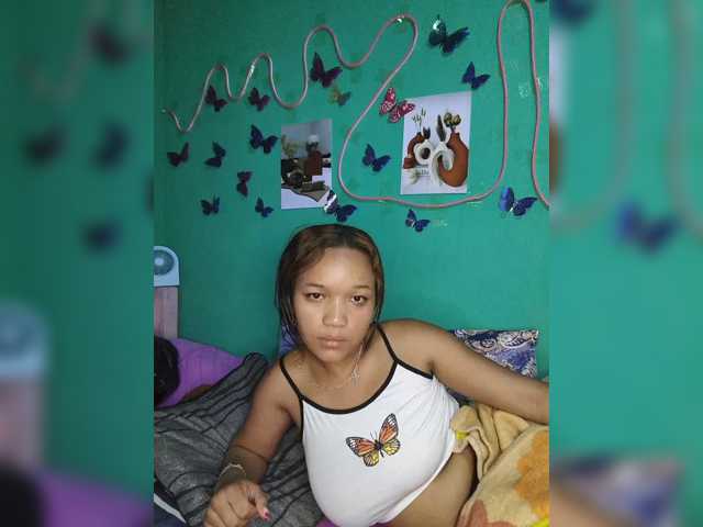 Vaninah live cam on BongaCams
