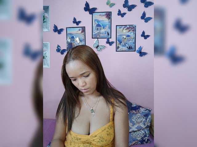 Vaninah live cam on BongaCams