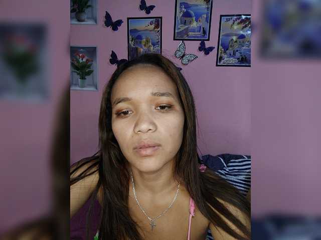 Vaninah live cam on BongaCams