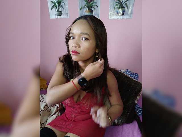 Vaninah live cam on BongaCams