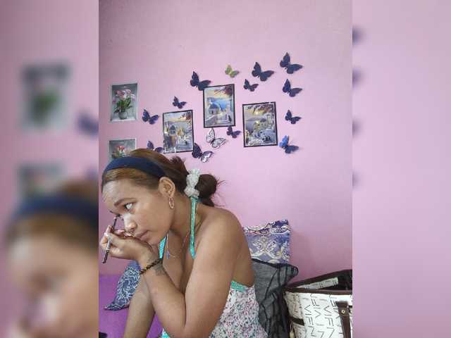 Vaninah live cam on BongaCams