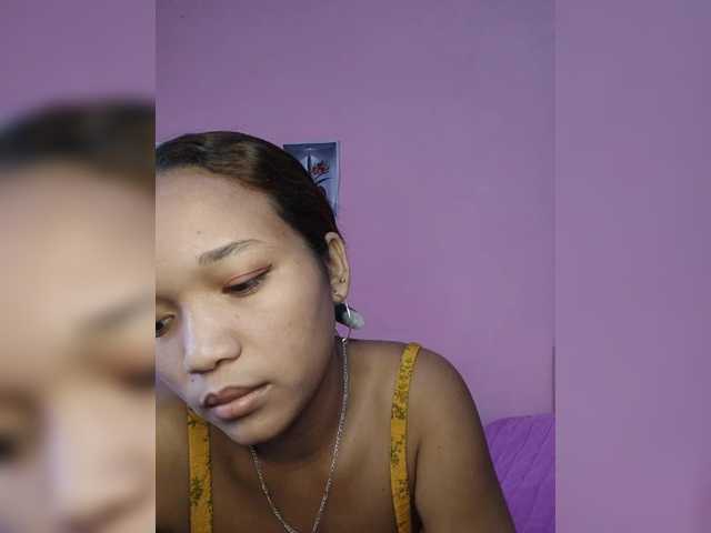 Vaninah live cam on BongaCams