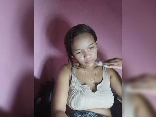 Vaninah live cam on UnifiedCams