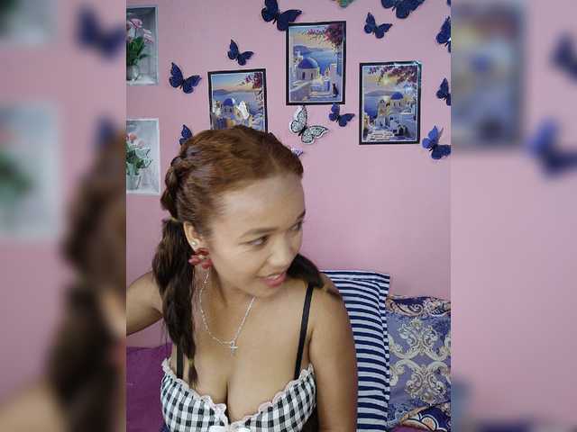Vaninah live cam on BongaCams
