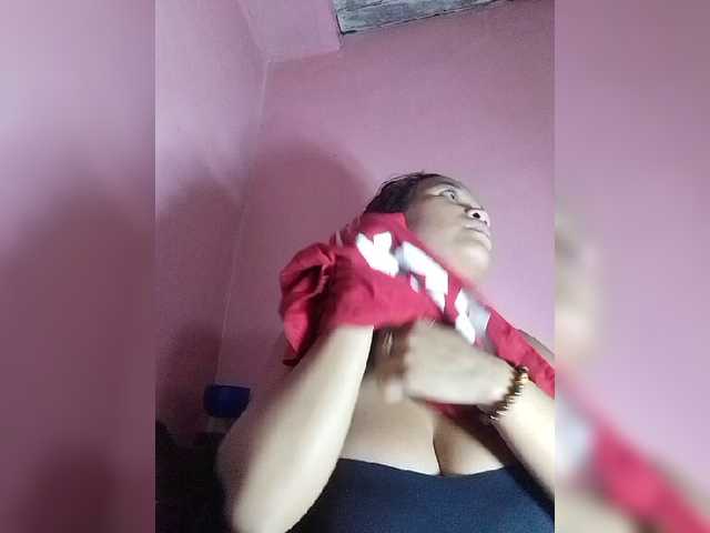 vaninah live sex show