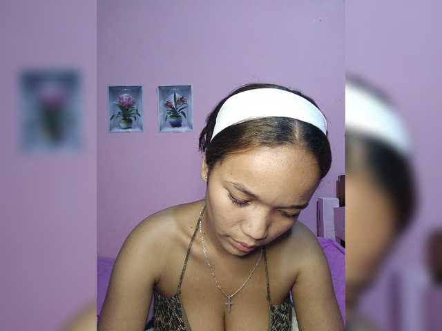 Valentina22 live webcam show
