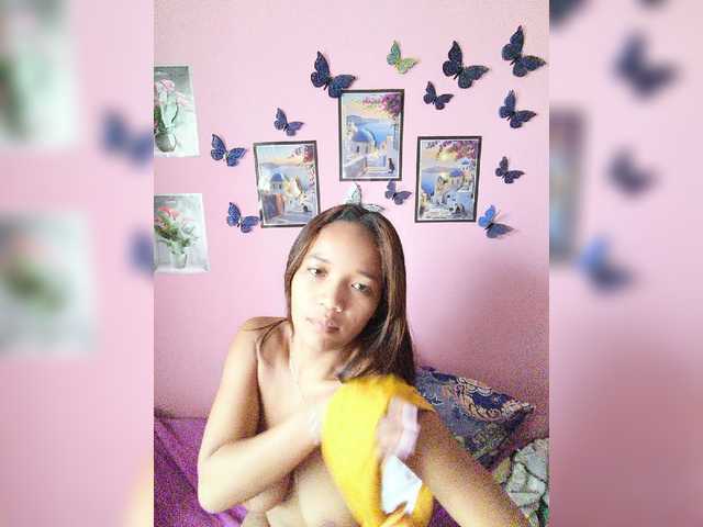 Vaninah live cam on BongaCams