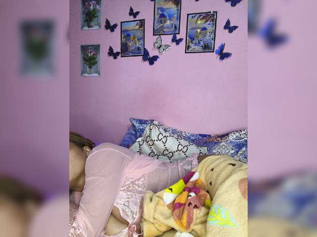 Vaninah live cam on BongaCams