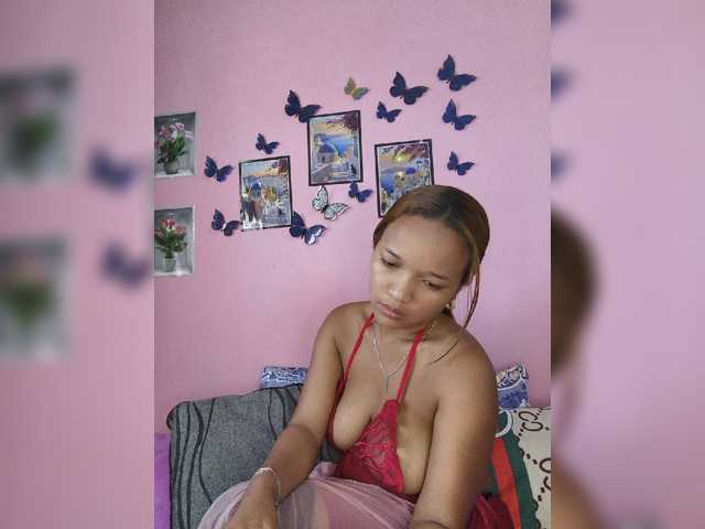 Vaninah live cam on BongaCams