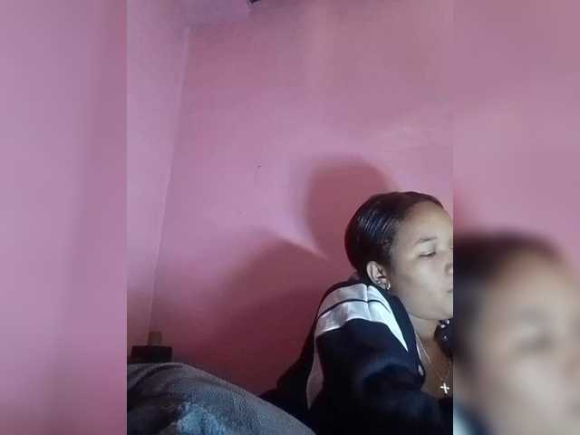Vaninah live cam on BongaCams