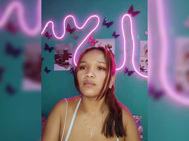 Vaninah live cam on BongaCams