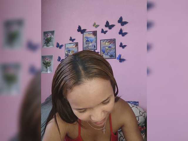Vaninah live cam on BongaCams