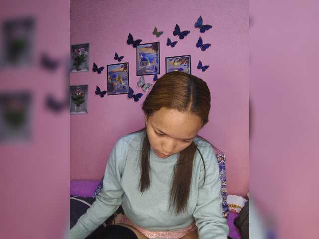Vaninah live cam on BongaCams