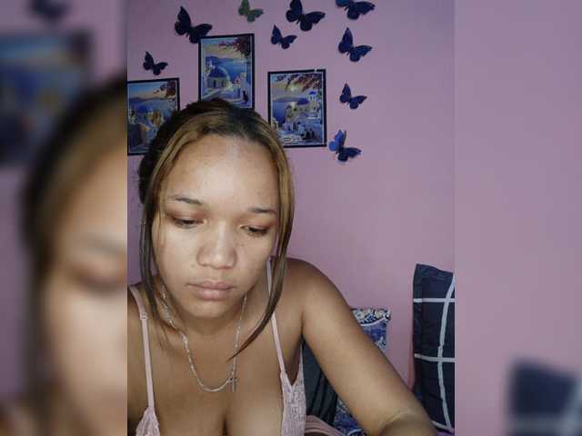 Vaninah live cam on BongaCams