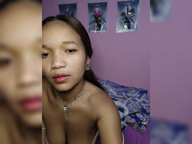 Vaninah live cam on BongaCams