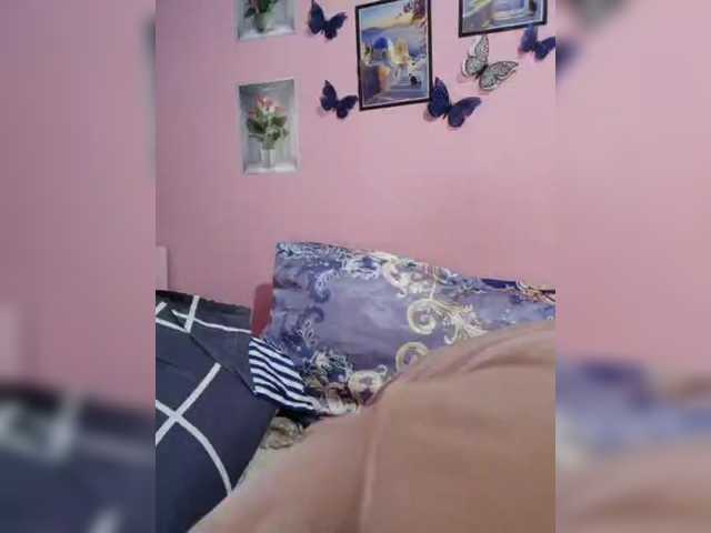 Vaninah live cam on BongaCams