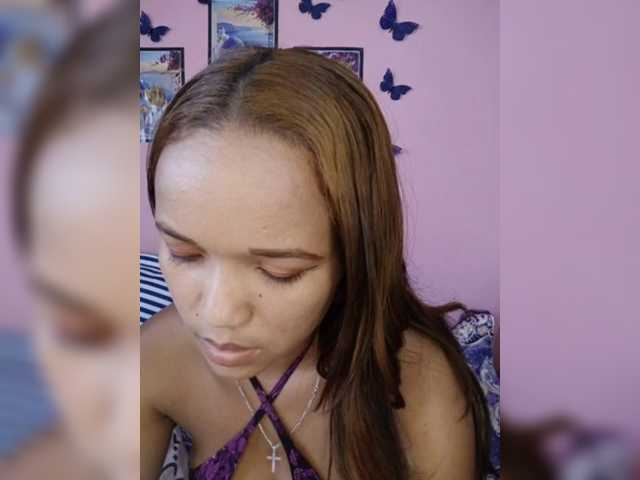 Vaninah live cam on BongaCams