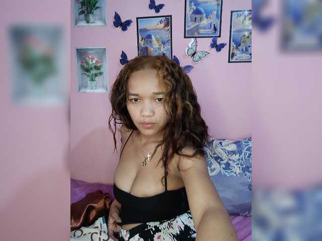 Vaninah live cam on BongaCams