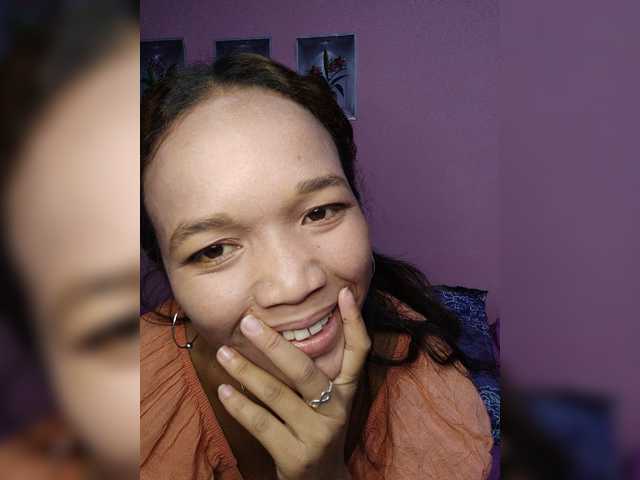 Vaninah live cam on BongaCams