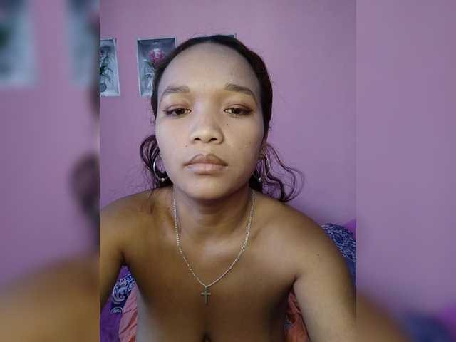 Vaninah live cam on BongaCams