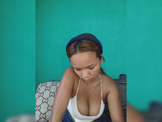 Vaninah live cam on BongaCams