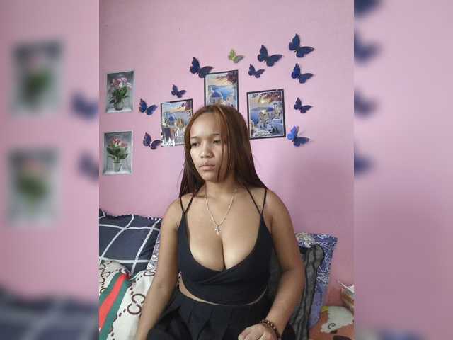 Vaninah live cam on BongaCams
