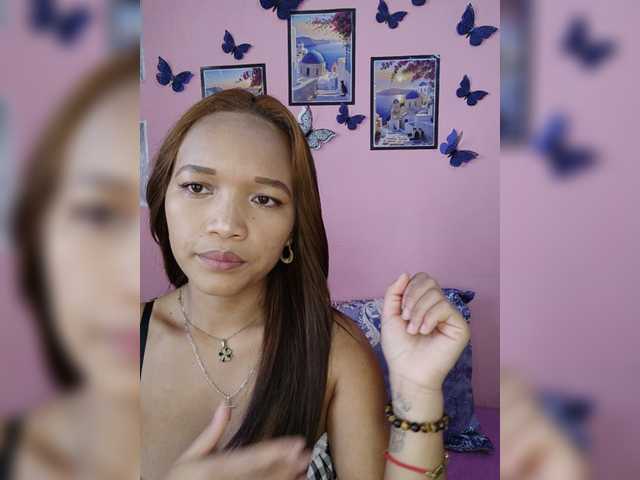 Vaninah live cam on BongaCams