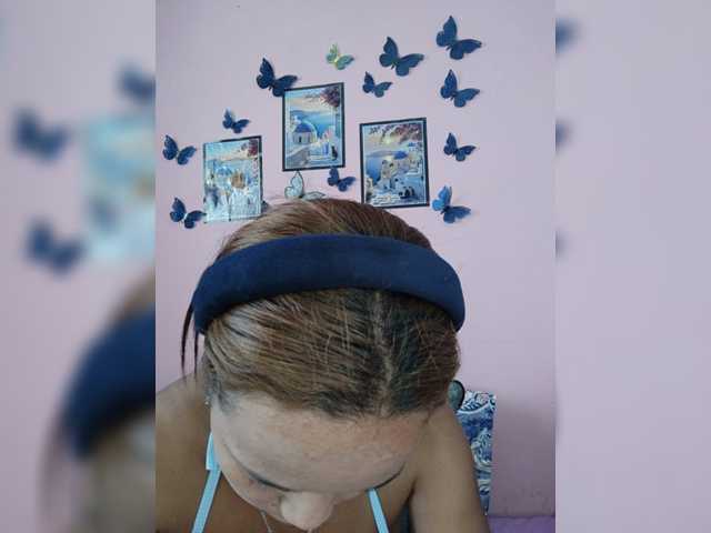 Vaninah live cam on BongaCams