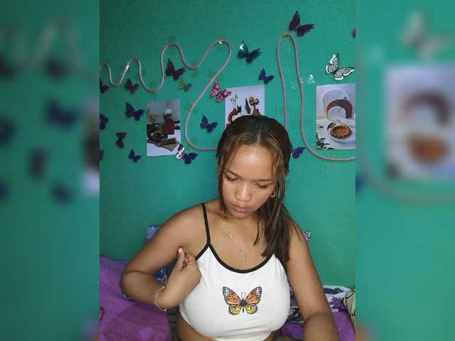 Vaninah live cam on BongaCams