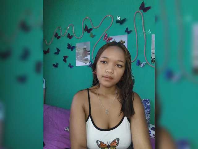Vaninah live cam on BongaCams