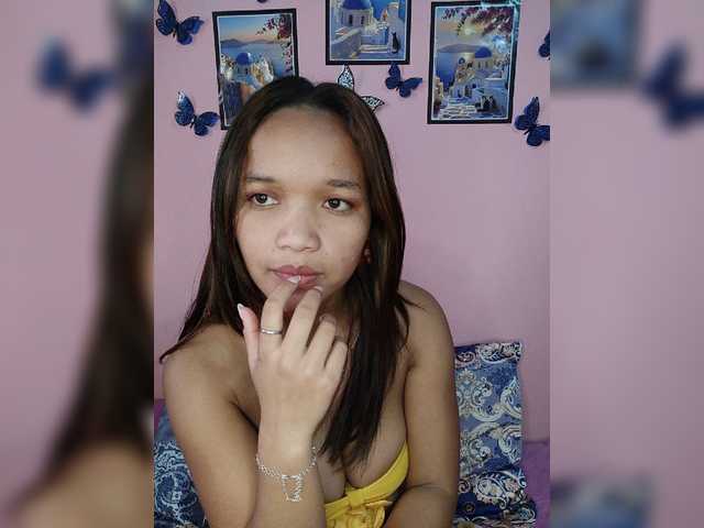 Vaninah live cam on BongaCams