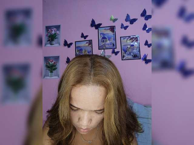 Vaninah live cam on BongaCams