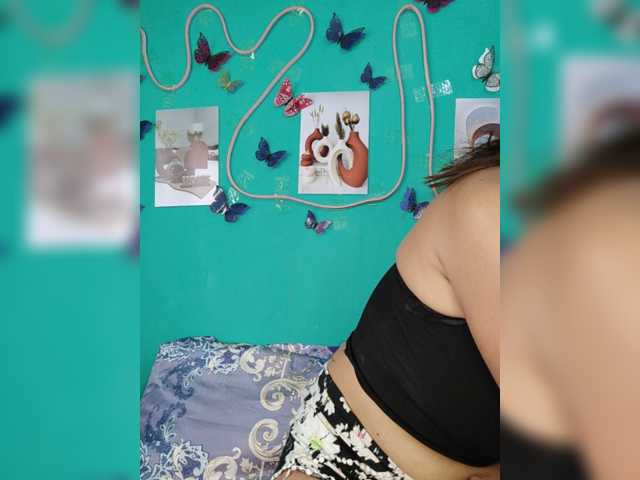 Vaninah live cam on BongaCams