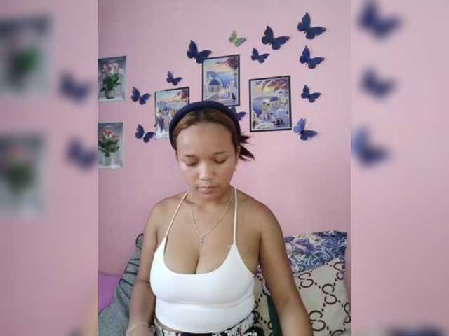 Vaninah live cam on BongaCams