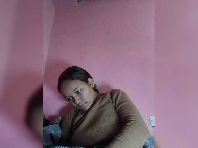Vaninah live cam on BongaCams