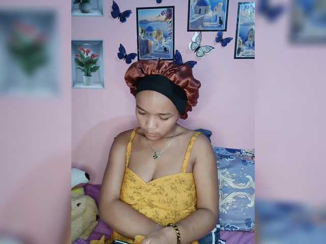 Vaninah live cam on BongaCams