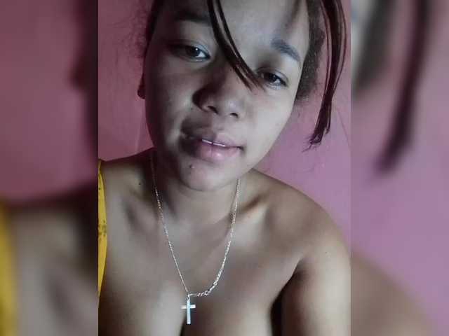 Vaninah live cam on BongaCams