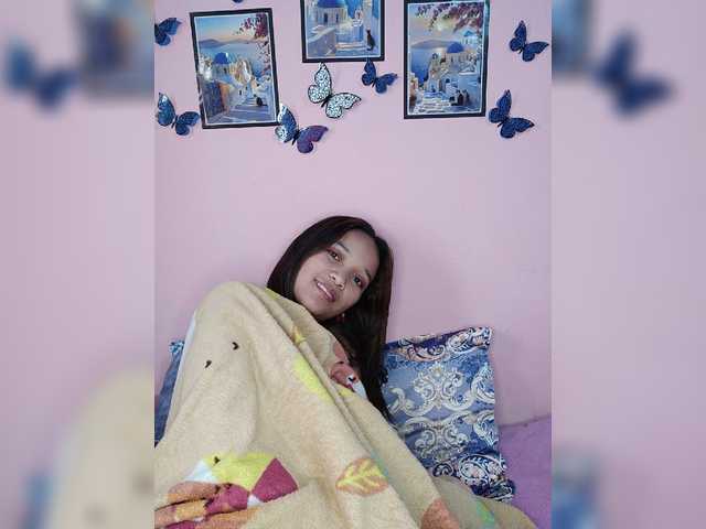Vaninah live cam on BongaCams