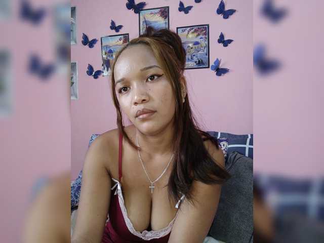 Vaninah live cam on BongaCams