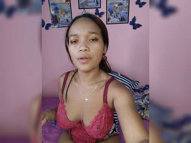 Vaninah live cam on BongaCams