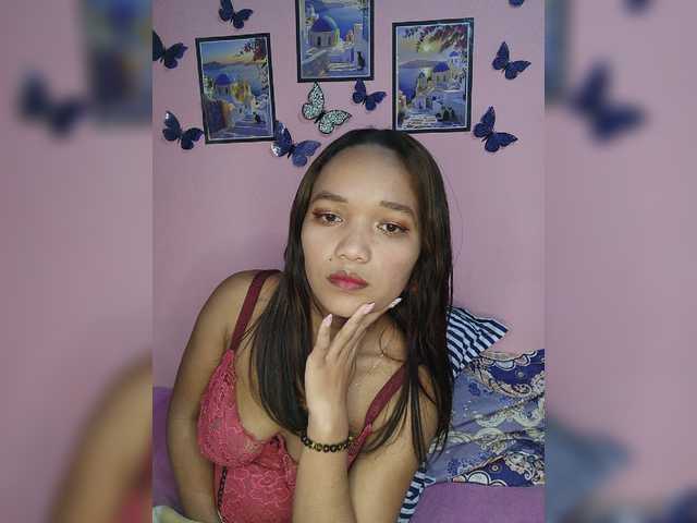 Vaninah live cam on BongaCams