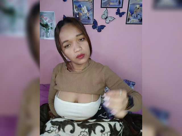 Vaninah live cam on BongaCams