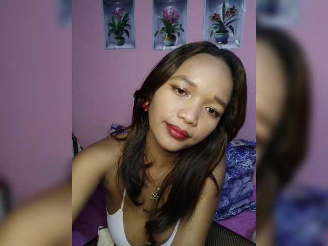 Vaninah live cam on BongaCams