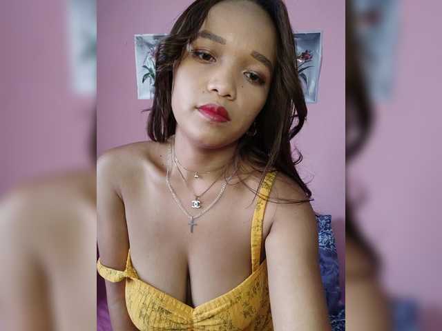 Vaninah live cam on BongaCams