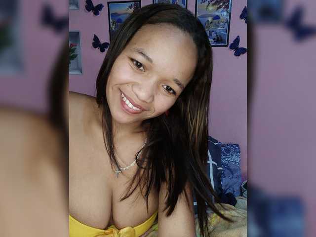 Vaninah live cam on BongaCams