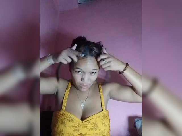 Vaninah live cam