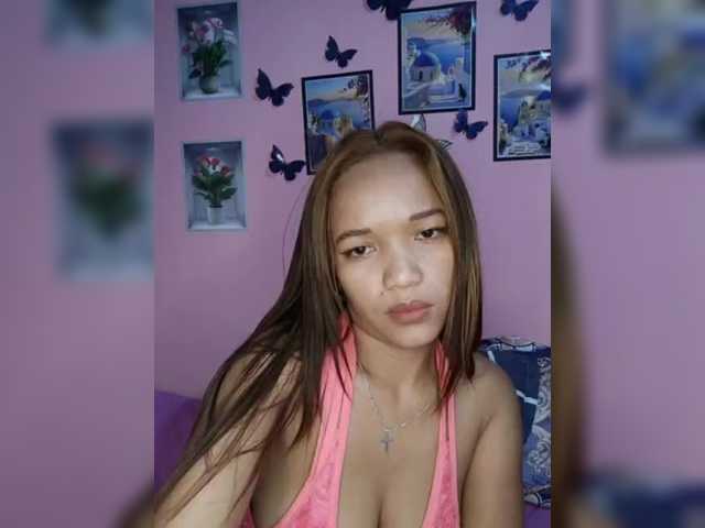 Vaninah live cam on BongaCams