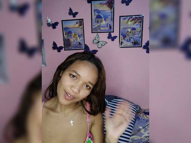 Vaninah live cam on BongaCams